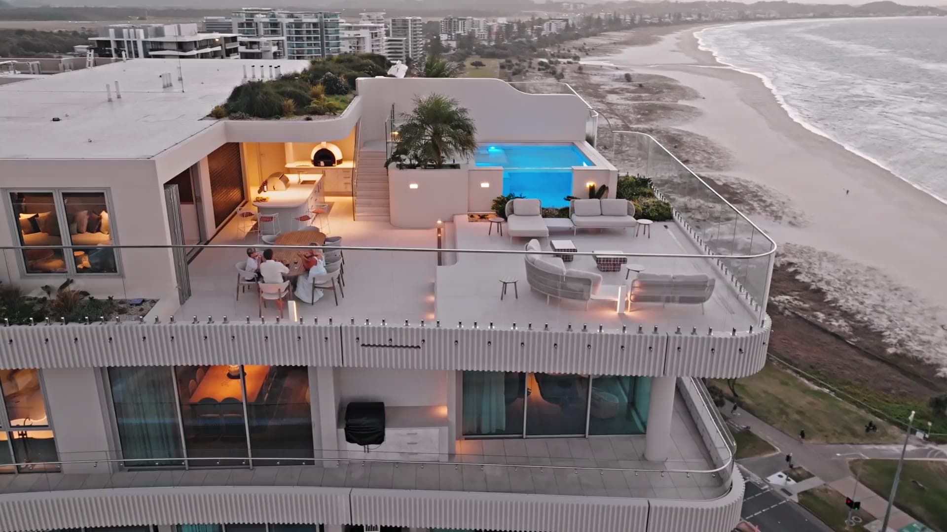 RISE | Luxury Penthouse with Pool